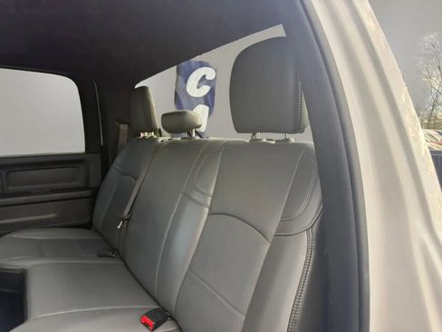 Used 2021 RAM 2500 Tradesman w/ Chrome Appearance Group AWD/4WD image 31