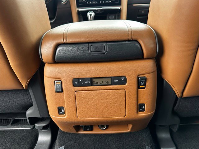 Used 2023 INFINITI QX80 Sensory w/ All-Season Package AWD/4WD image 22