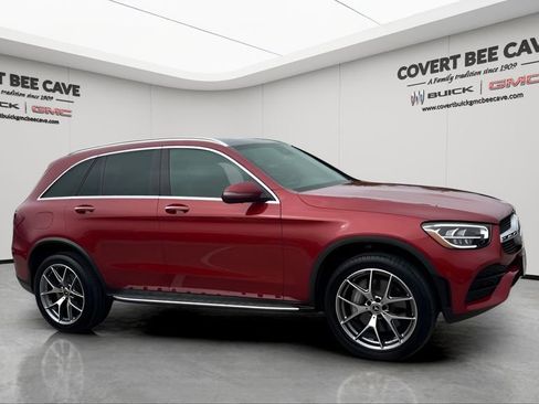 Used 2022 Mercedes-Benz GLC 300 image 1