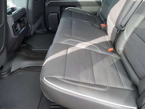 New 2026 GMC Sierra 1500 AT4X AWD/4WD image 37