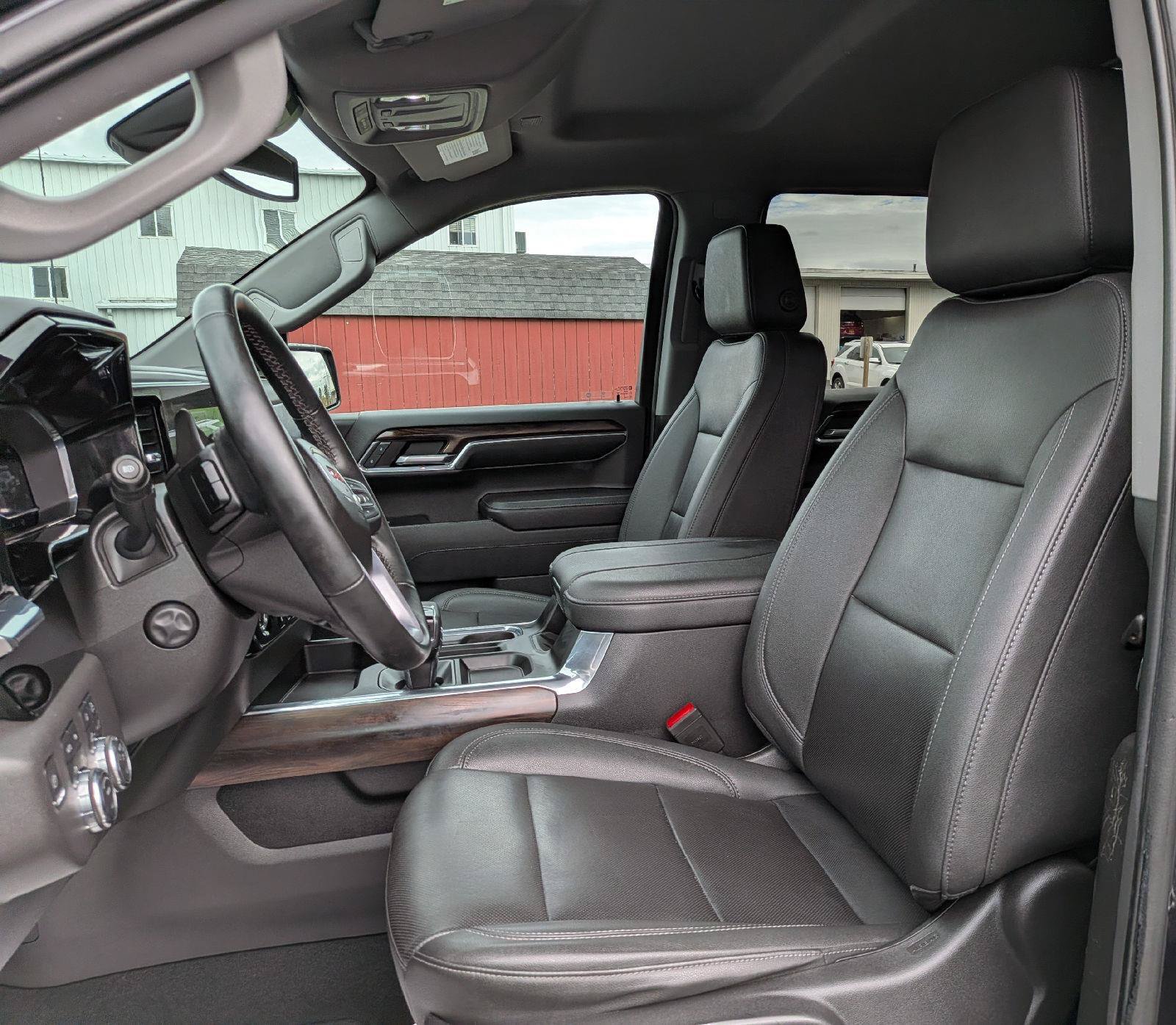 Used 2023 GMC Sierra 1500 SLT w/ SLT Premium Package AWD/4WD image 11
