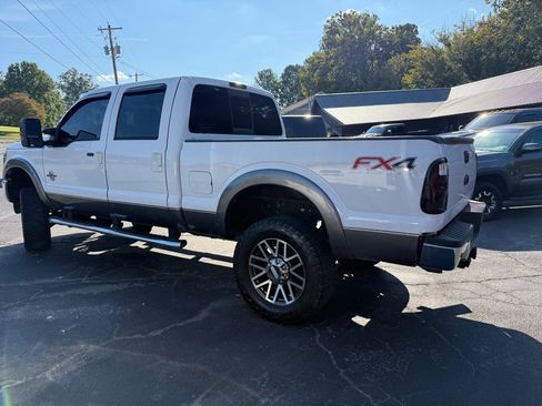 Used 2012 Ford F250 Lariat w/ Lariat Interior Pkg image 41
