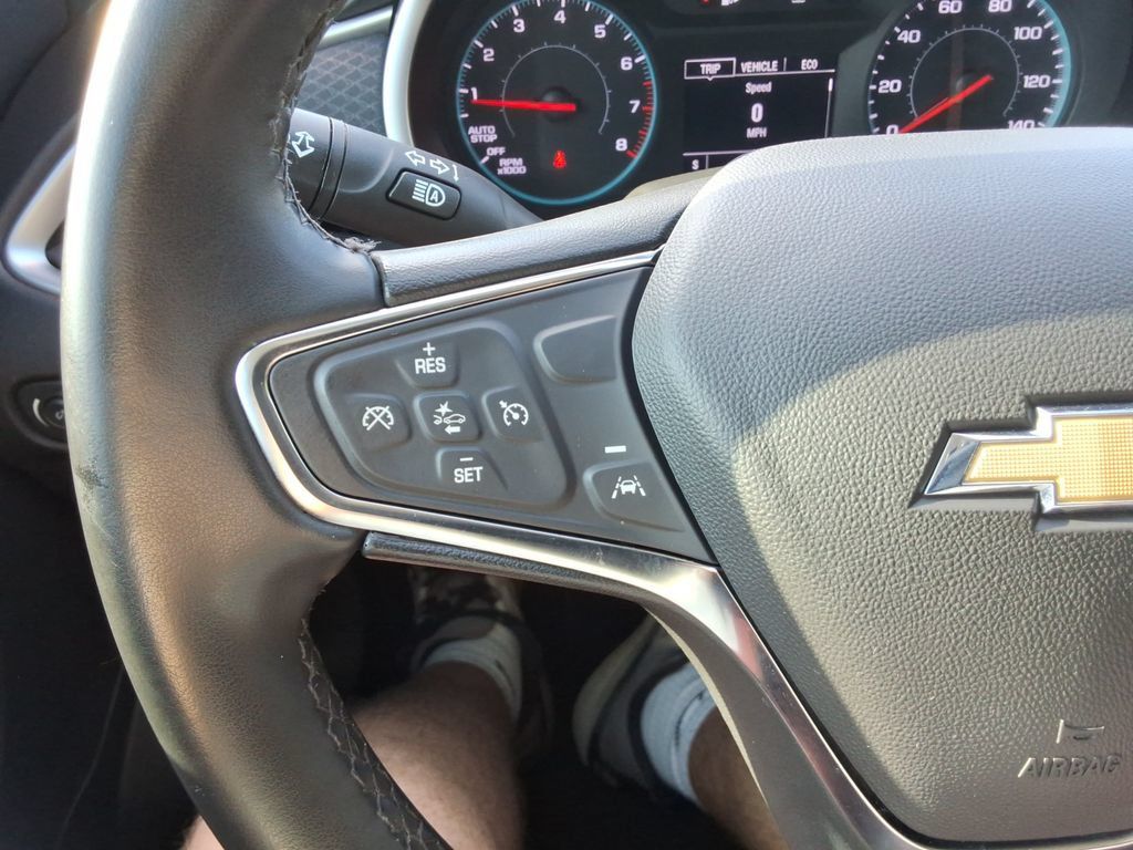 Certified 2025 Chevrolet Malibu RS FWD image 27
