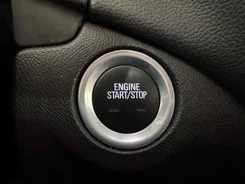 Used 2024 Chevrolet Equinox LT image 22