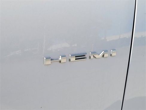 Certified 2022 Dodge Durango R/T image 11