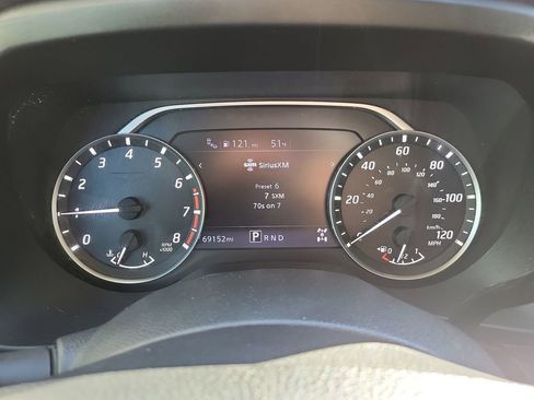 Used 2021 Nissan Titan SV w/ Off Road Protection Package image 12