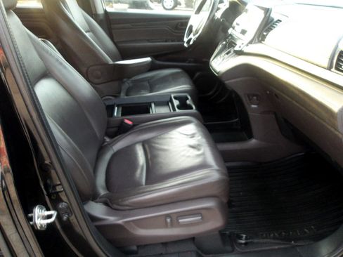 Used 2018 Honda Odyssey EX-L image 9