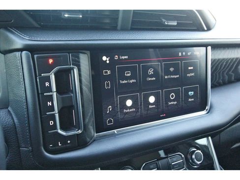Used 2023 GMC Yukon XL Denali image 21