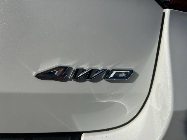 Used 2021 Ford Explorer XLT w/ Equipment Group 202A AWD/4WD image 14