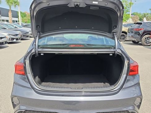 Certified 2023 Kia Forte LXS w/ LXS Technology Package FWD image 6