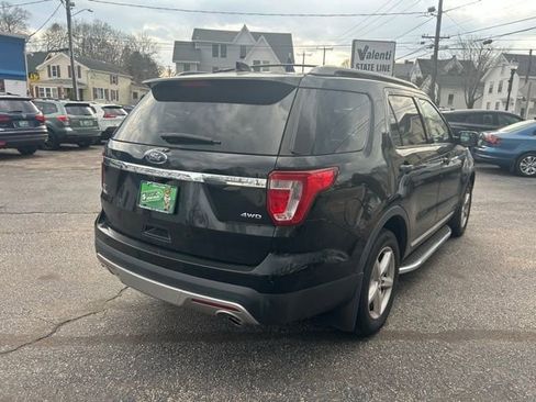 Used 2016 Ford Explorer XLT AWD/4WD image 8