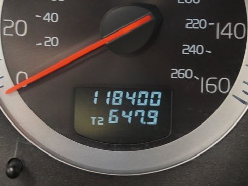 Used 2013 Volvo XC90 3.2 image 5