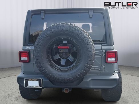 Used 2021 Jeep Wrangler Unlimited Sport AWD/4WD image 9