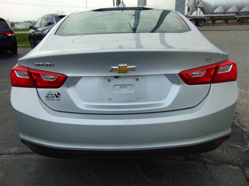 Used 2016 Chevrolet Malibu LT image 7