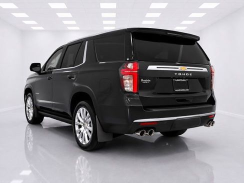 Used 2021 Chevrolet Tahoe High Country w/ Premium Package AWD/4WD image 5