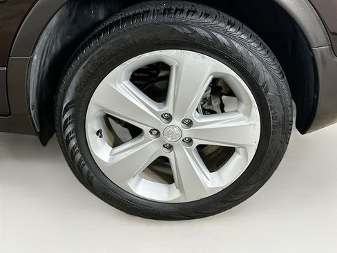 Used 2015 Buick Encore Premium image 11