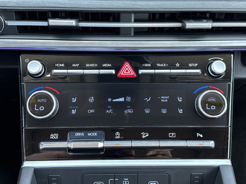 New 2026 Hyundai Santa Fe Limited FWD image 32
