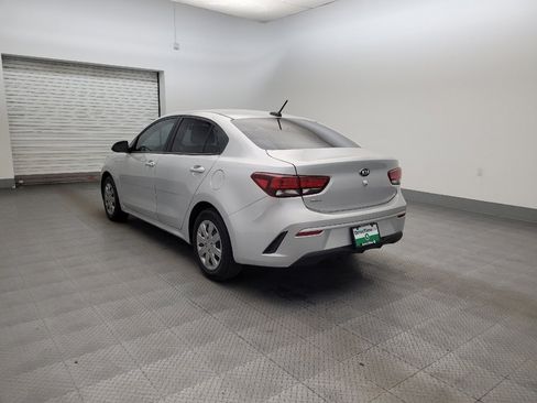 Used 2021 Kia Rio LX image 5