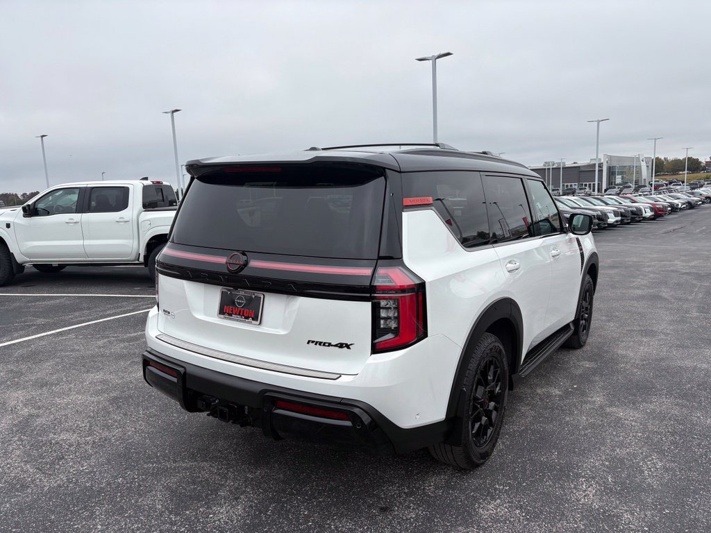 Used 2025 Nissan Armada PRO-4X AWD/4WD image 5