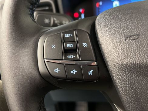 New 2025 Ford Maverick XLT w/ XLT Luxury Package image 17