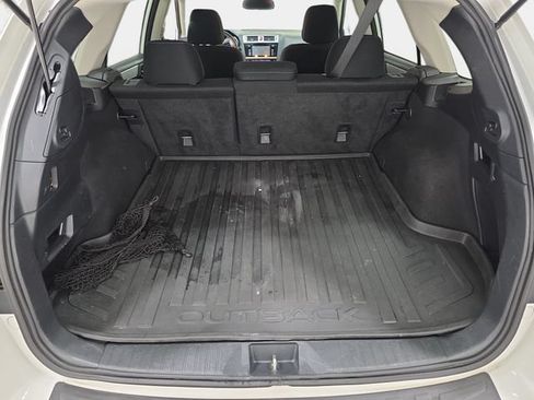 Used 2015 Subaru Outback 2.5i Premium AWD/4WD image 34
