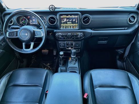 Used 2021 Jeep Wrangler Unlimited Sahara w/ Cold Weather Group AWD/4WD image 29