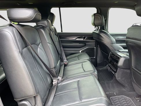 Used 2022 Jeep Wagoneer Series I w/ Premium Group I RWD image 31