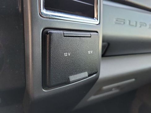 Used 2018 Ford F250 XLT image 15