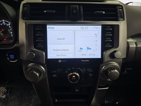 Used 2024 Toyota 4Runner SR5 image 23