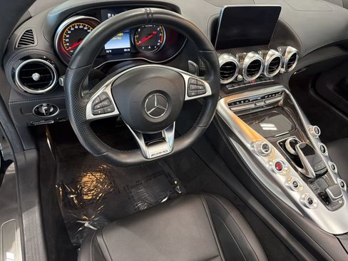 Used 2018 Mercedes-Benz AMG GT C image 4