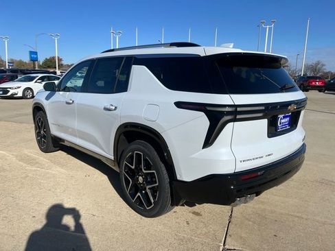 New 2026 Chevrolet Traverse High Country w/ LPO, Floor Liner Package image 29