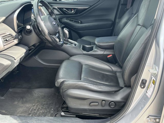 Used 2022 Subaru Outback Limited AWD/4WD image 13