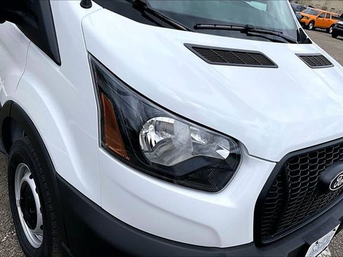 New 2026 Ford Transit 350 148 Medium Roof RWD image 32