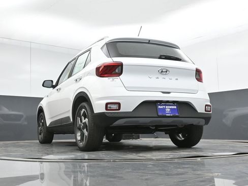 New 2026 Hyundai Venue SEL FWD image 12
