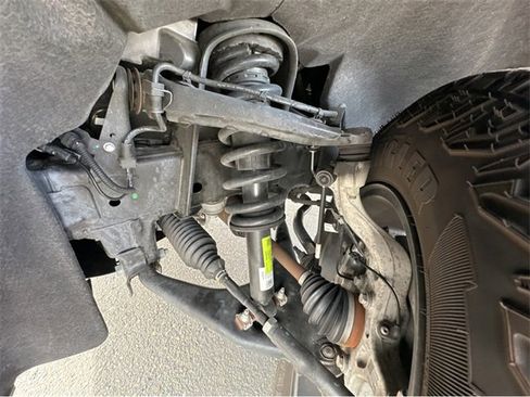 Certified 2024 GMC Canyon Elevation w/ Convenience Package image 17