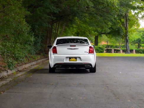 Used 2021 Chrysler 300 S w/ S Model Appearance Package RWD image 36