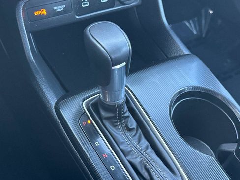 Certified 2025 Honda Civic Sport image 19