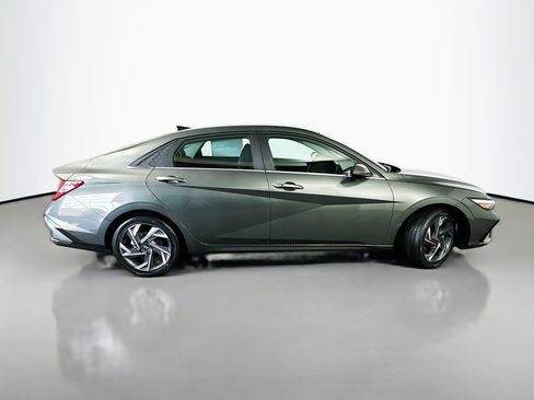 New 2026 Hyundai Elantra Limited w/ Cargo Package FWD image 8