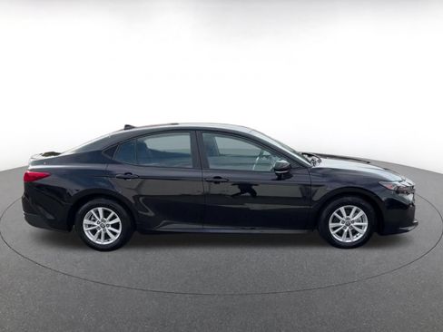 Used 2025 Toyota Camry LE FWD image 15