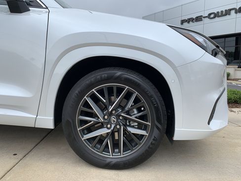 Used 2026 Lexus TX 350 AWD w/ Technology Package image 13
