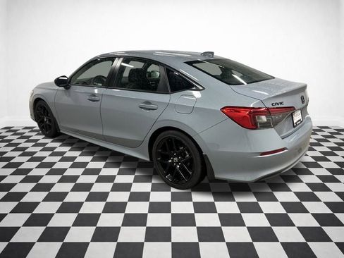Used 2023 Honda Civic Sport image 6