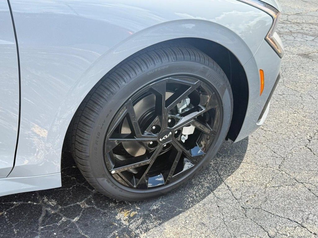 New 2026 Kia K5 GT-Line FWD image 7