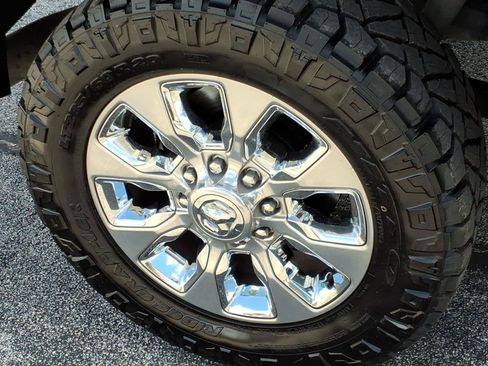 Used 2023 RAM 2500 Limited AWD/4WD image 12