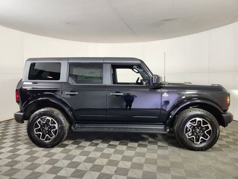 New 2026 Ford Bronco Outer Banks AWD/4WD image 8