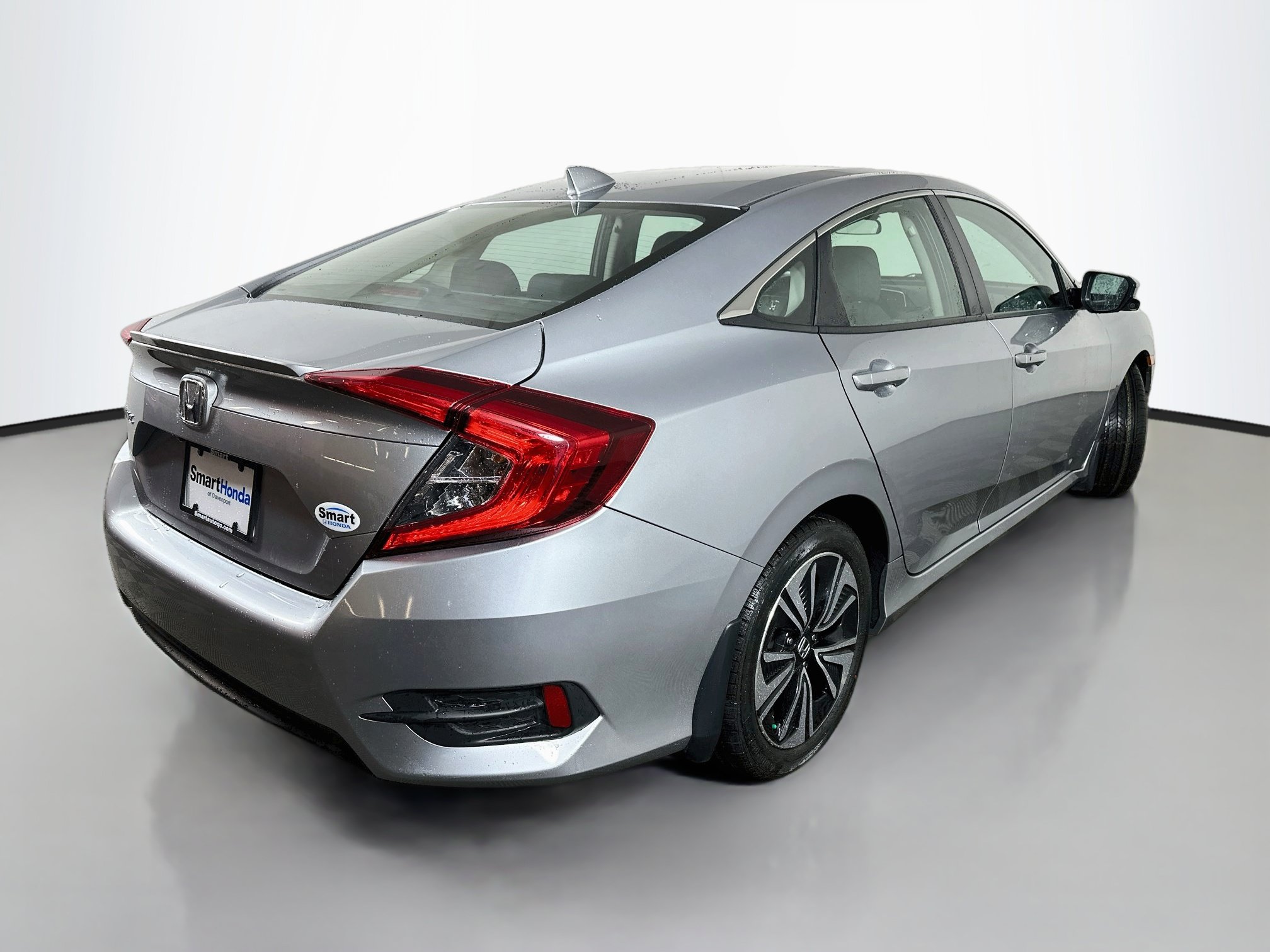 Used 2017 Honda Civic EX-T image 7