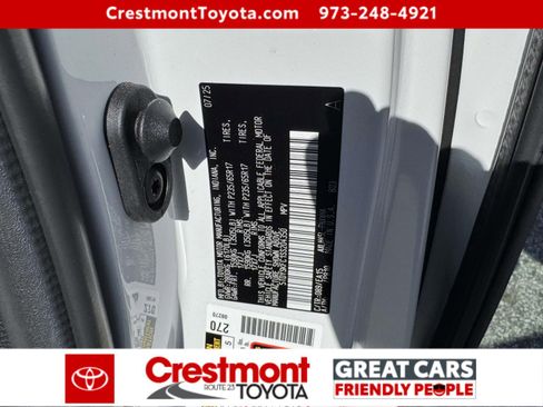Certified 2025 Toyota Sienna XLE AWD/4WD image 16
