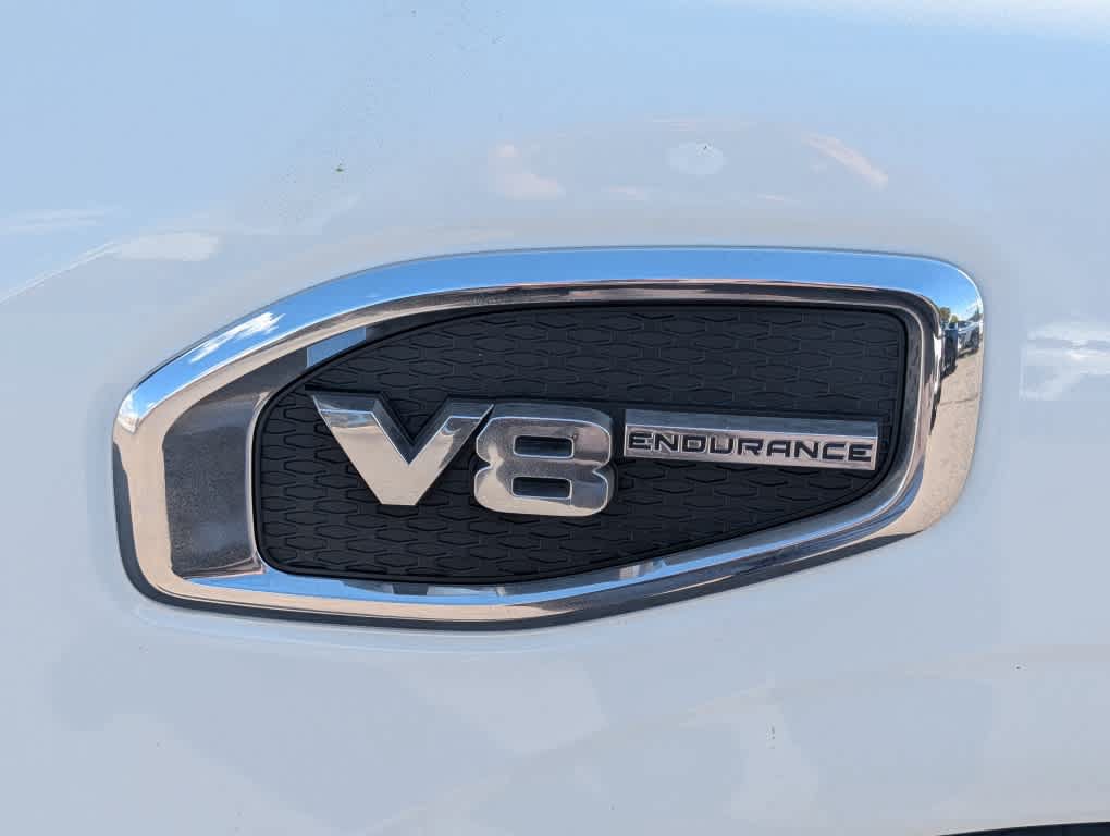 Used 2017 Nissan Titan SV AWD/4WD image 12