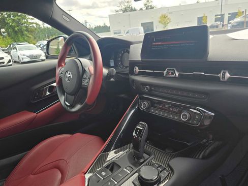 Used 2022 Toyota Supra RWD image 10
