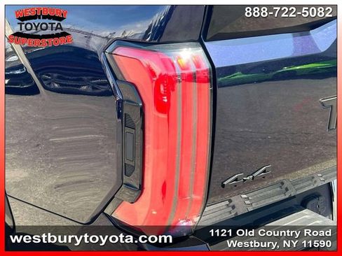 Used 2023 Toyota Tundra Platinum AWD/4WD image 13