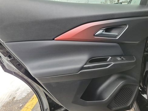 Used 2024 Chevrolet Equinox EV RS image 10